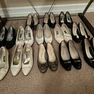 Brand name shoes, size 6.